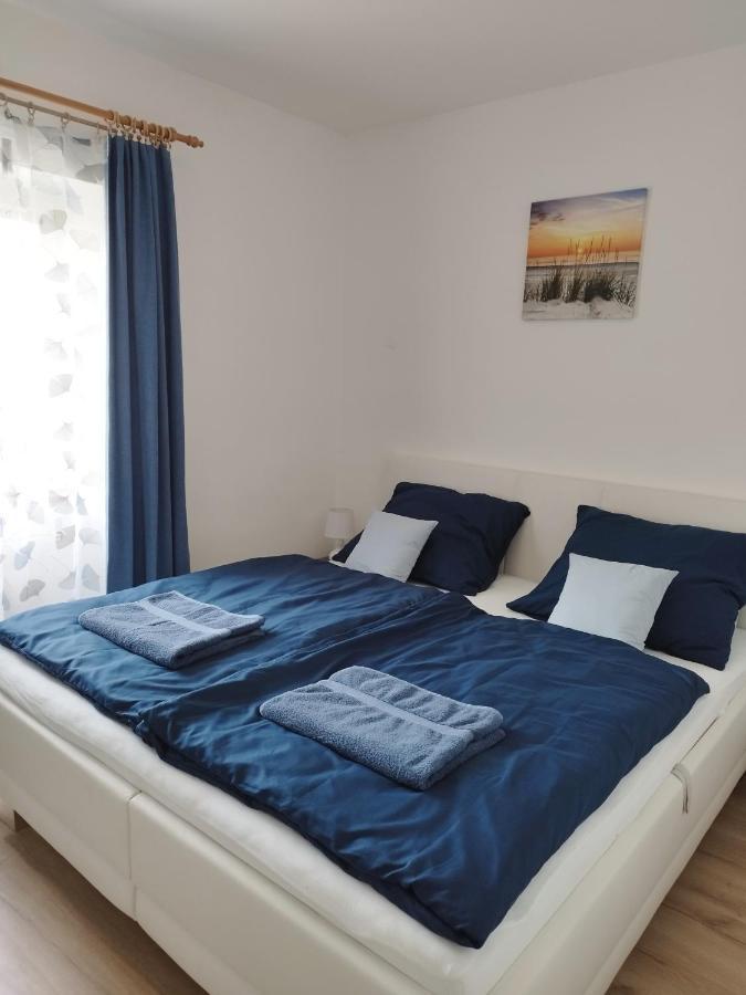 Holling Apartman Fertőboz Exteriör bild